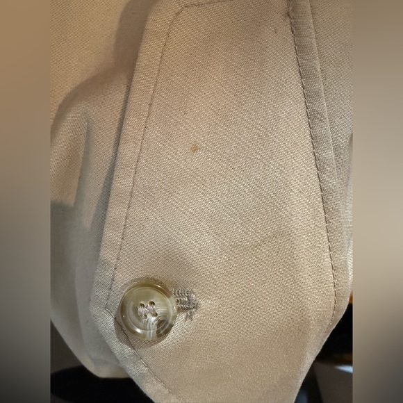 Women’s Vintage Trench Coat - Picture 2 of 9